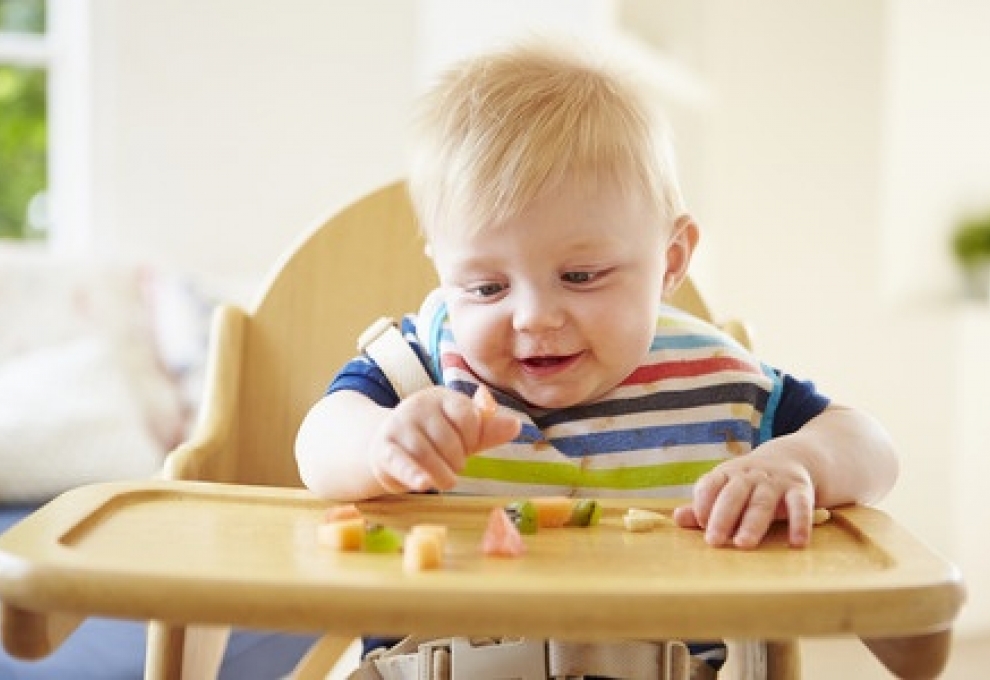 Primeras comidas del bebé: ¿Qué es el BLW?